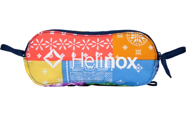 Helinox Chair One Mini Camping Chair Rainbow Bandanna 3 Helinox Chair One Mini Camping Chair Rainbow Bandanna - Imagen 3